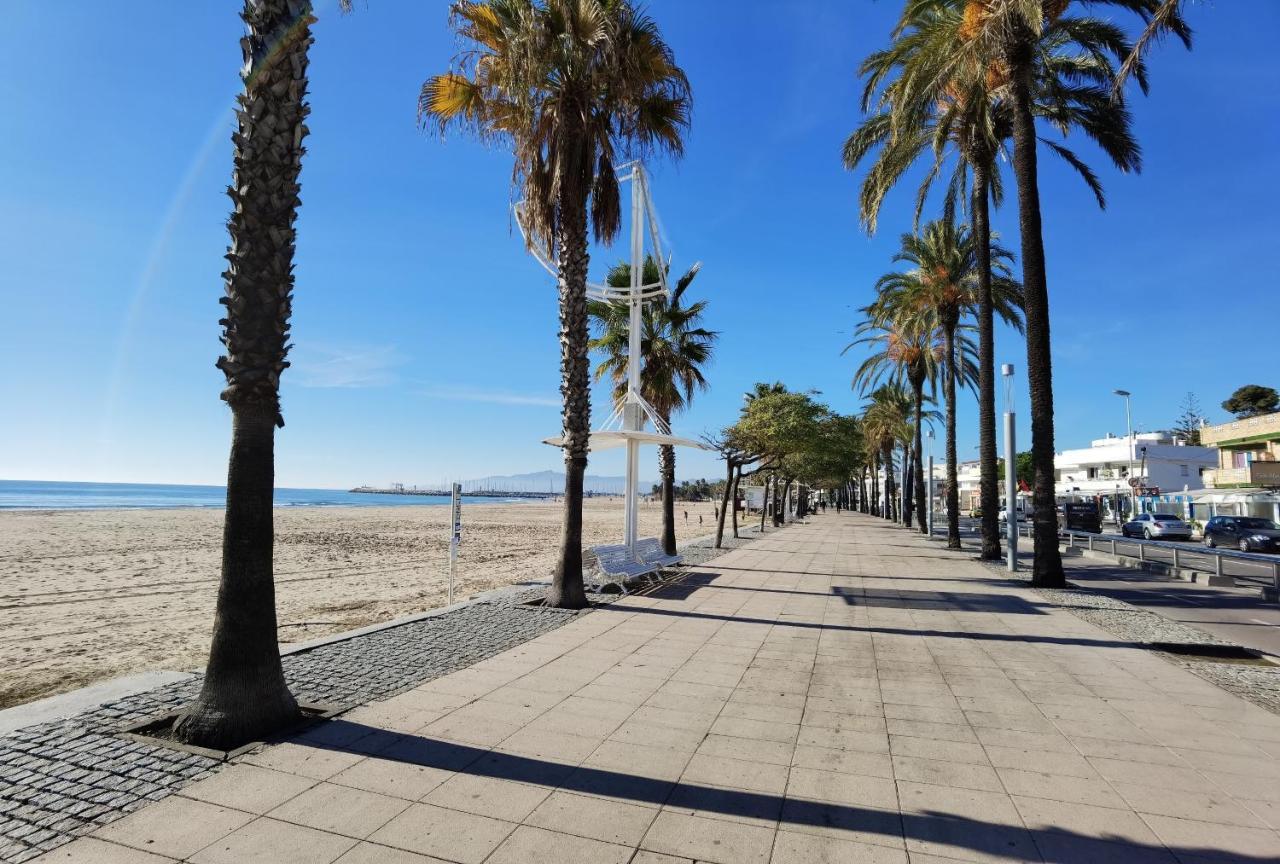 Guillem Planetcostadorada Cambrils Bagian luar foto